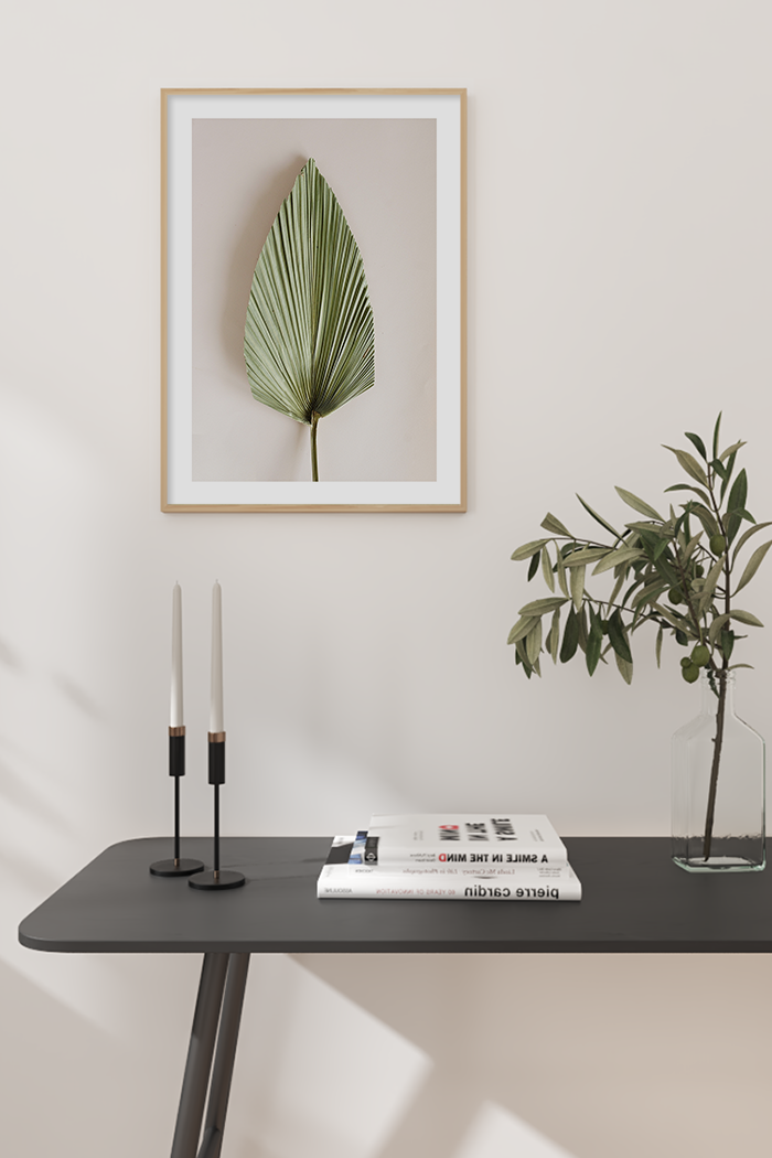 Trimmed Green Leaf Poster